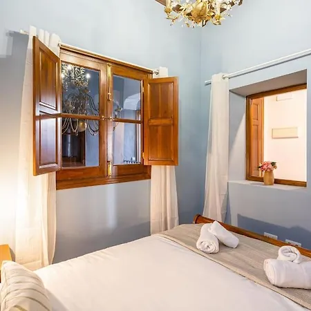 5. Casa De Alma. In Historic House Málaga