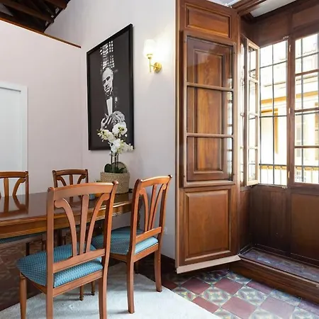 5. Casa De Alma. In Historic House Apartment